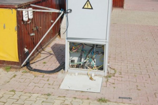 Panică la Hârşova: un tablou electric a luat foc!